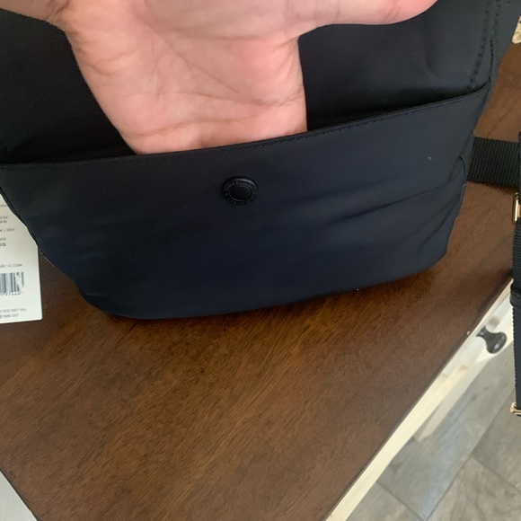 Last one 🖤New Tory Burch crossbody nylon 🖤 - Picture 14 of 15